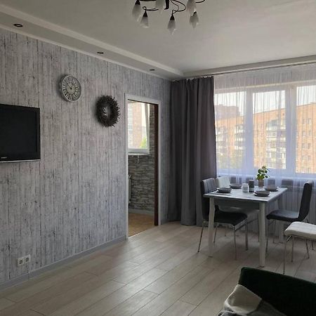 Красивая 3 К Кв Центр М Гагарина М Спортивная Kharkiv Extérieur photo