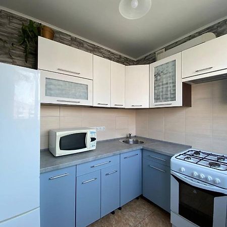 Красивая 3 К Кв Центр М Гагарина М Спортивная Kharkiv Extérieur photo