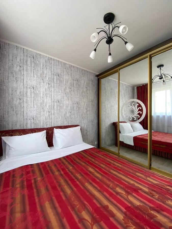 Красивая 3 К Кв Центр М Гагарина М Спортивная Kharkiv Extérieur photo