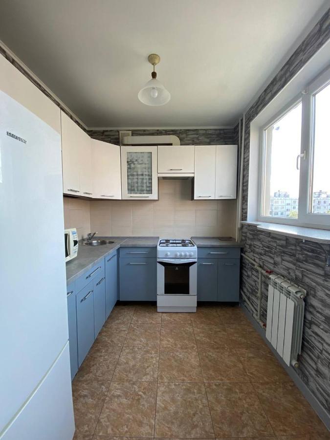 Красивая 3 К Кв Центр М Гагарина М Спортивная Kharkiv Extérieur photo
